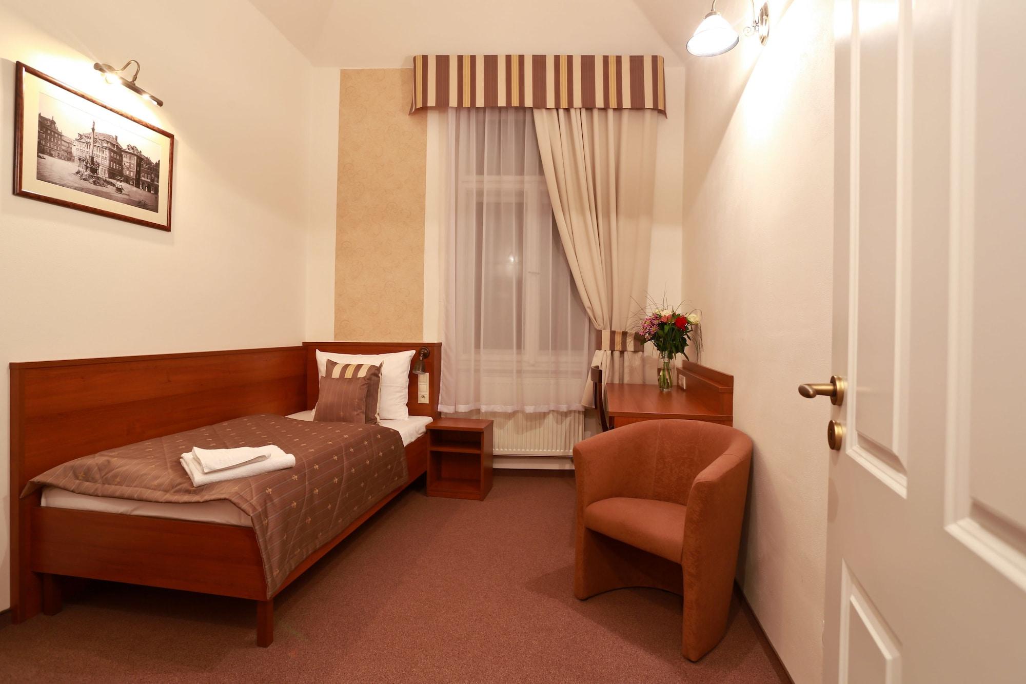 Hotel Svaty Jan Prague Exterior photo