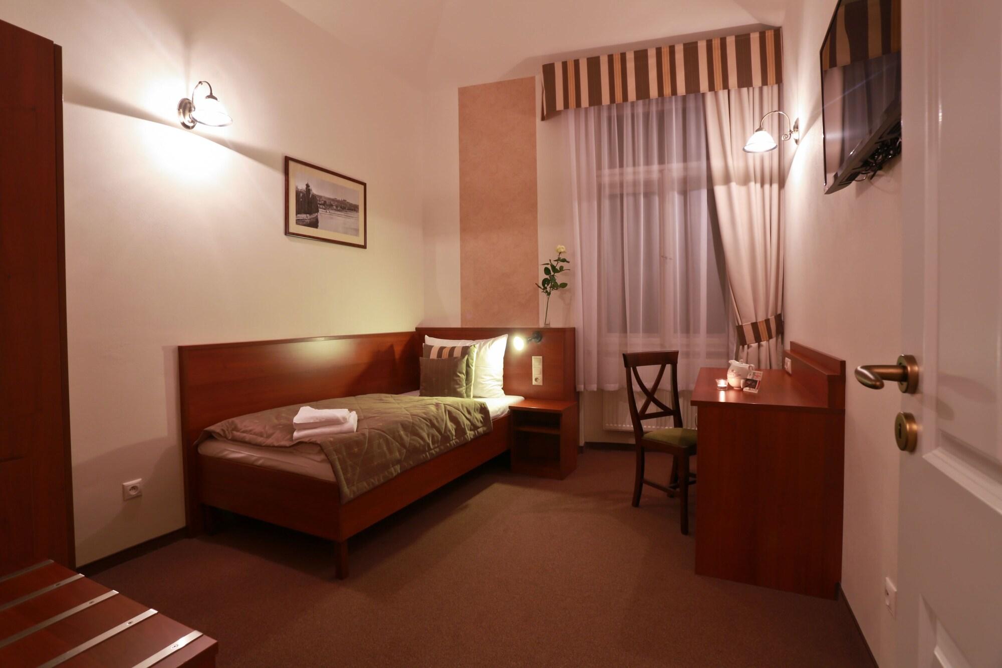 Hotel Svaty Jan Prague Exterior photo