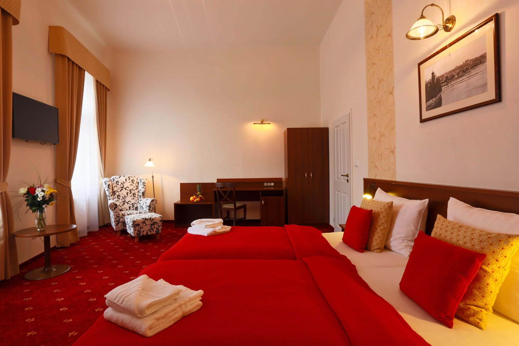 Hotel Svaty Jan Prague Exterior photo