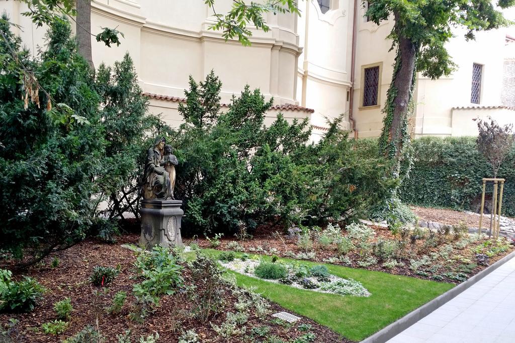 Hotel Svaty Jan Prague Exterior photo